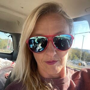 Vibrant Pink Aviator Sunglasses